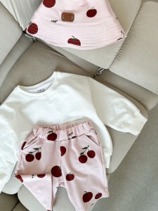 Kapelusik"Pomidorro Pink"